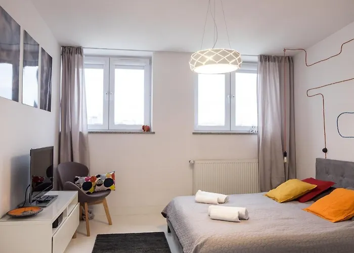 Willow Pillow Nowowiejska Warsaw