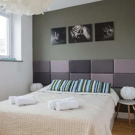 Willow Pillow Nowowiejska Apartment